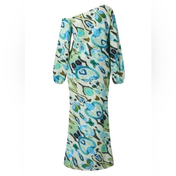 Two Piece Set Green Hydrangea Elegant Bohemian Off Shoulder Skirt & Top. - Picture 3 of 8